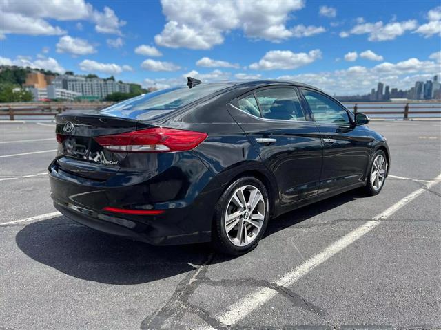 $9995 : 2017 HYUNDAI ELANTRA image 8