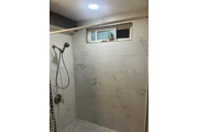 $1100 : Renta de cuarto en Commerce,CA thumbnail