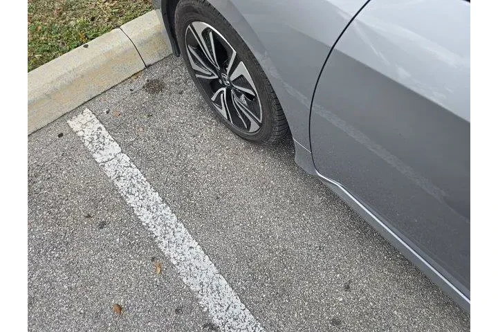 $19995 : Honda Civic 2018 EX-T 4dr Se image 6