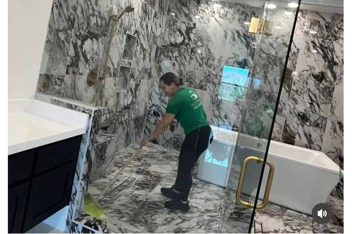 Elizabeth _Cleaning image 1