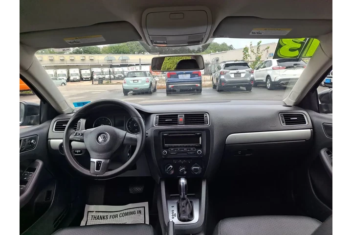 $3600 : 2013 VOLKSWAGEN JETTA 2.5L SE image 9