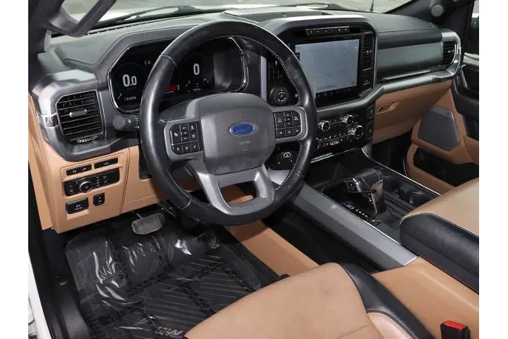 $38995 : Ford F-150 2021 4x4 Lariat 4 image 2