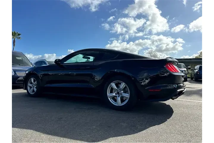 $17795 : Ford Mustang 2019 EcoBoost 2 image 4