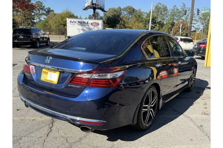 2016 Accord Sport image 5