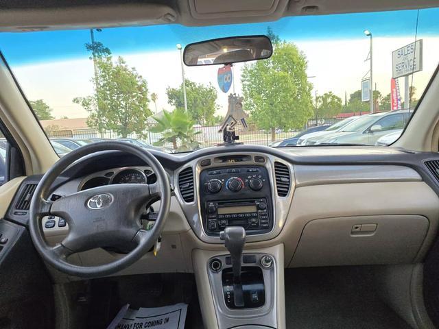 $5900 : 2003 TOYOTA HIGHLANDER2003 TO image 8