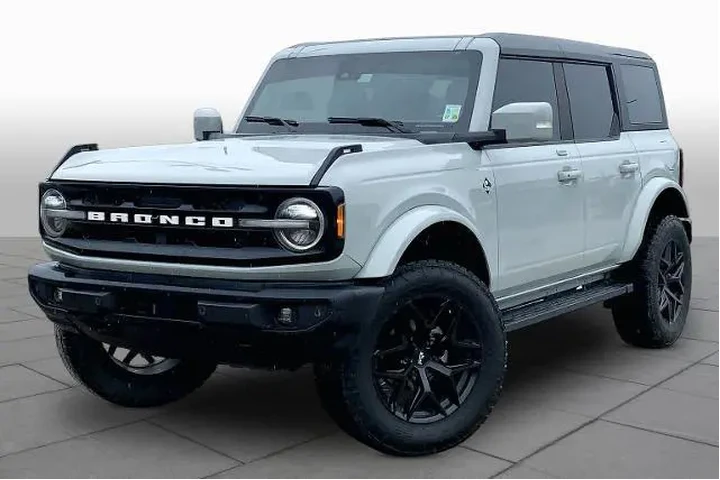 $39705 : Ford Bronco 2022 4x4 Base 4d image 1