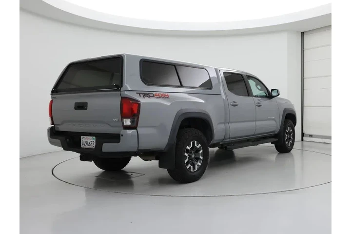 $31998 : Toyota Tacoma 2018 4x4 TRD O image 8