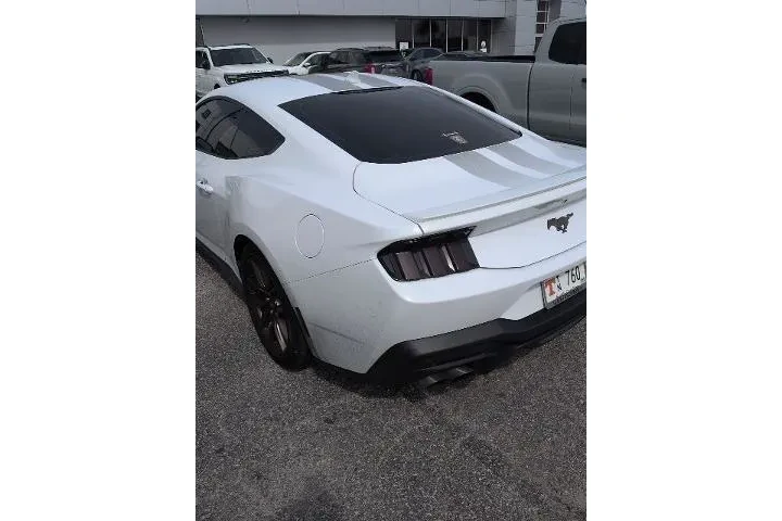 $32519 : Ford Mustang 2024 EcoBoost 2 image 7