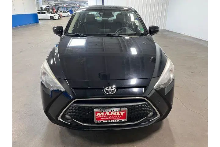 $13936 : Toyota Yaris 2019 image 8
