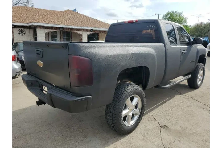 $8800 : 2008 Silverado 1500 image 6