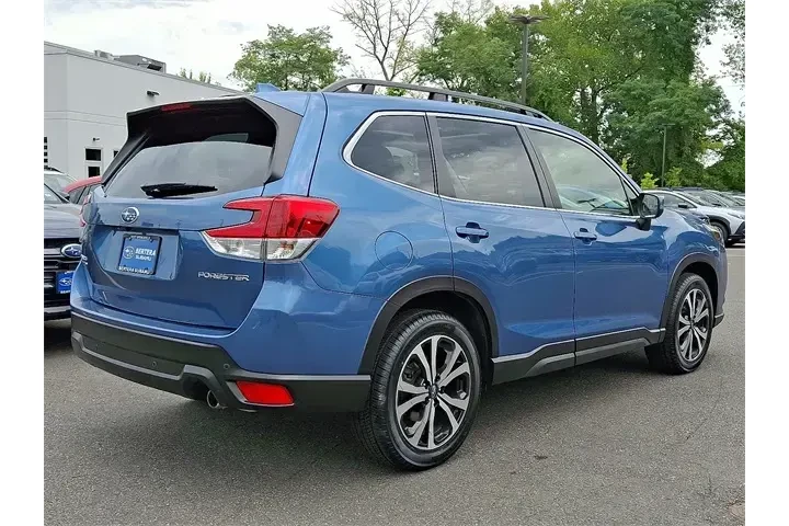 $30789 : Subaru Forester 2023 AWD Lim image 6
