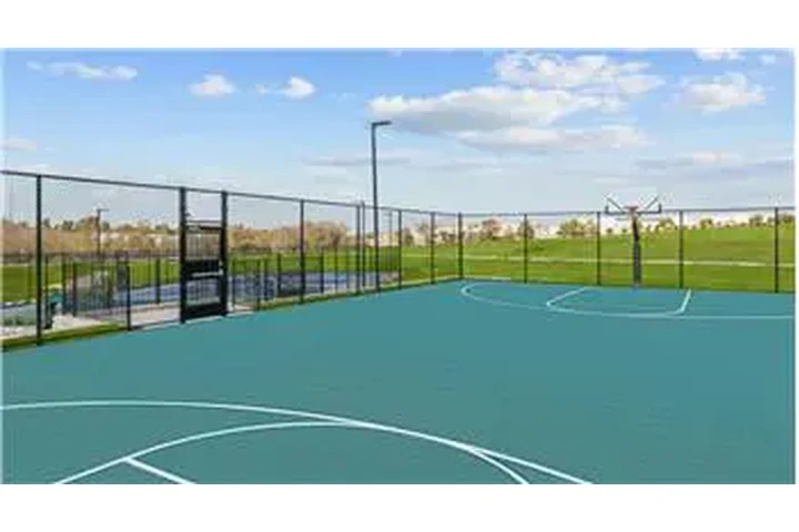 $1974 : Rental property with 2 bedro image 6