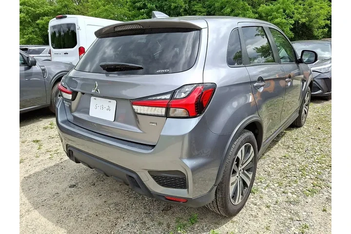 $19953 : Mitsubishi Outlander Sport 2 image 4