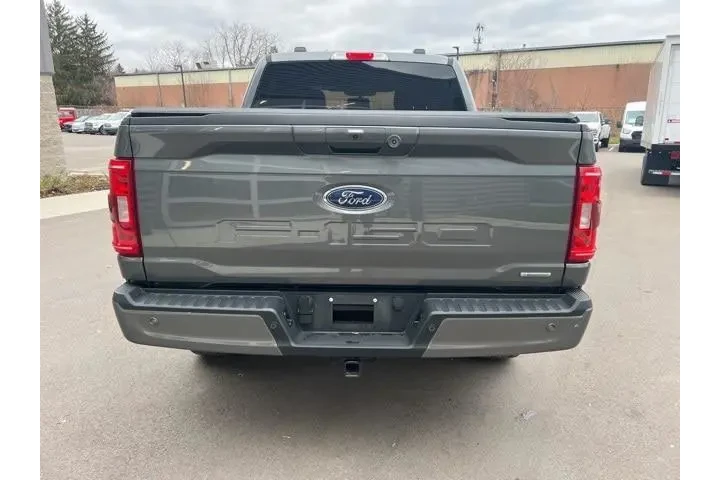 $37964 : Ford F-150 2023 4x4 XLT 4dr image 6