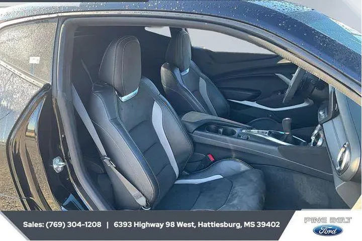 $38009 : Chevrolet Camaro 2018 SS 2dr image 6
