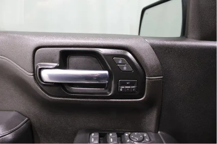 $31982 : Chevrolet Silverado 1500 202 image 8