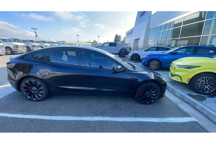 $29999 : Tesla Model 3 2023 AWD Perfo image 1