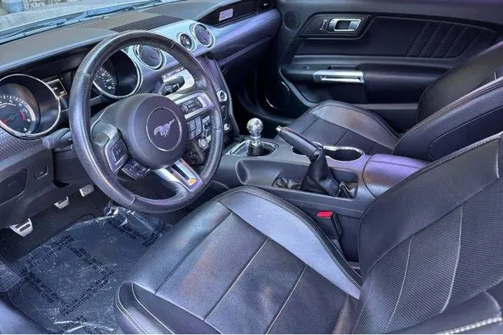 $32340 : Ford Mustang 2017 GT 2dr Fas image 10