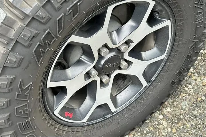 $37984 : Jeep Wrangler Unlimited 2021 image 8