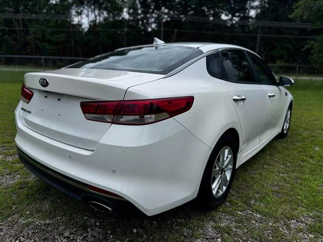 $14990 : 2018 KIA OPTIMA image 7