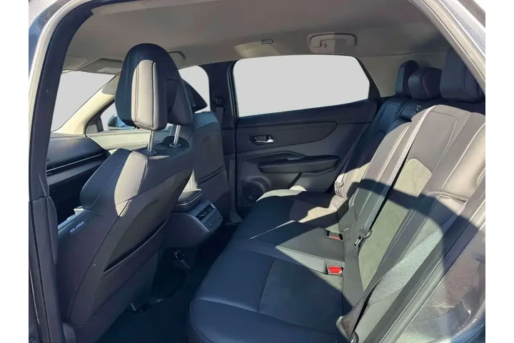 $21795 : Nissan Ariya 2024 AWD Engage image 10