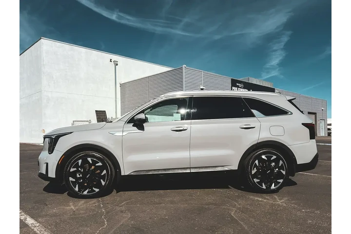 $38997 : Kia Sorento 2026 SX 4dr SUV image 2