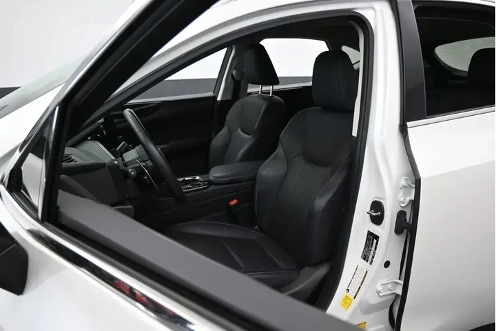 $34991 : Lexus NX 250 2023 4dr Crosso image 10