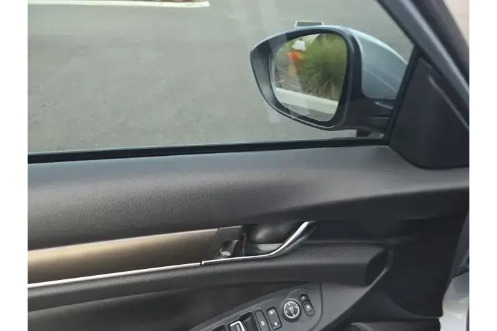 $14450 : Honda Accord Hybrid 2019 Bas image 6