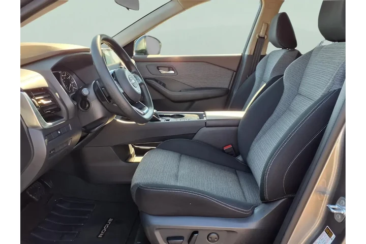 $21191 : Nissan Rogue 2022 SV 4dr Cro image 10