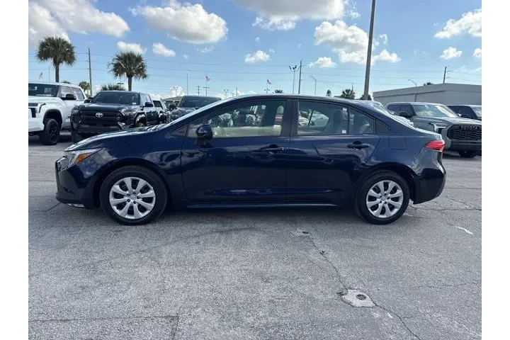 $20988 : Toyota Corolla Hybrid 2025 image 6