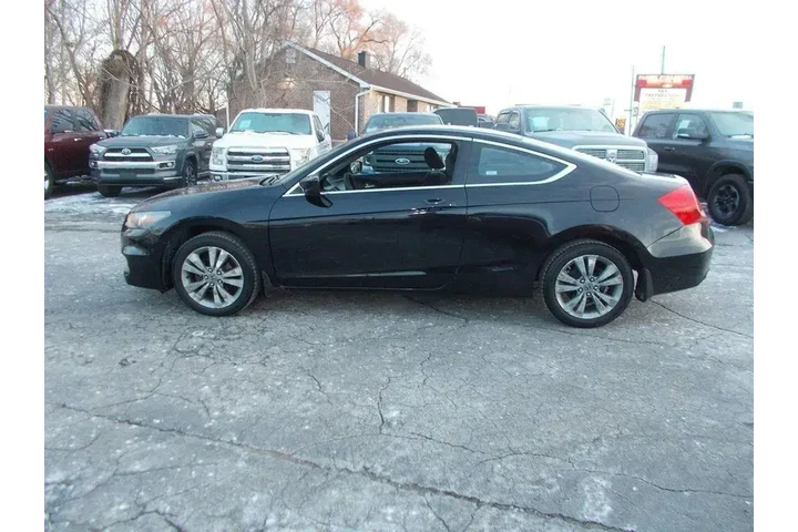 $5500 : Clean 2012 Honda Accord LX-S image 2