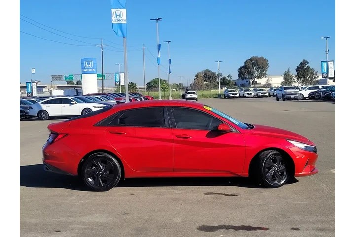 $9488 : Hyundai ELANTRA 2021 SEL 4dr image 3
