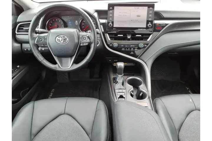 $23988 : Toyota Camry 2021 AWD XSE 4d image 10