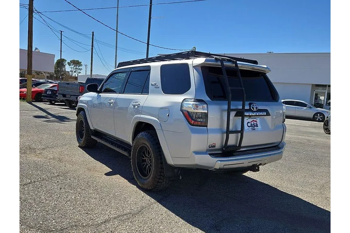 $35595 : Toyota 4Runner 2022 4x4 TRD image 4
