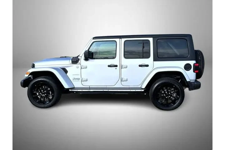 $30797 : Jeep Wrangler 2023 4x4 Sahar image 8