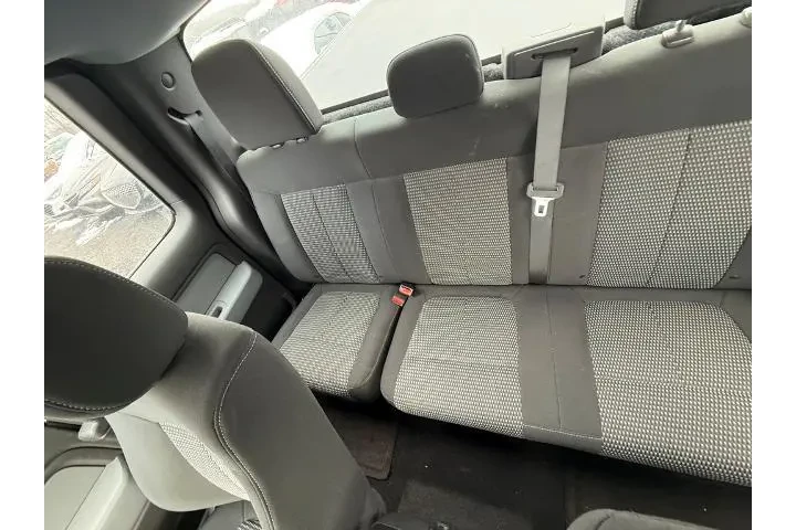 $16987 : Ford F-150 2014 4x4 STX 4dr image 9