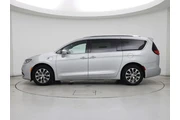 $37998 : Chrysler Pacifica Hybrid 202 thumbnail