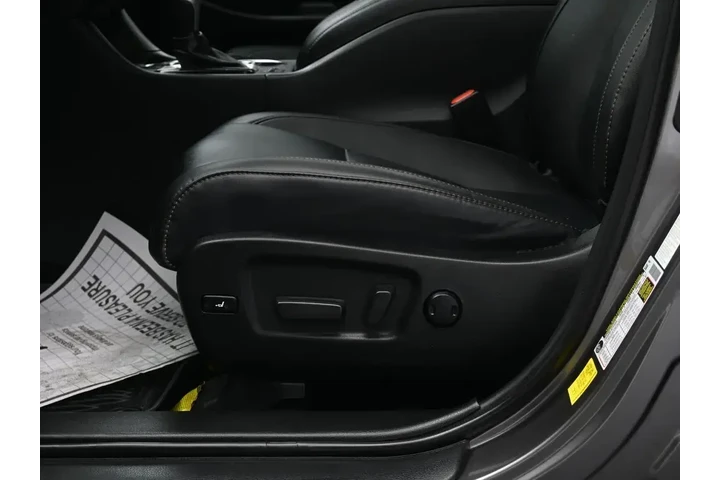 $27800 : Toyota Highlander 2019 XLE 4 image 10