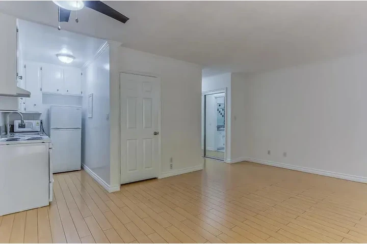 $1100 : Moderno Apartamento en LA image 9