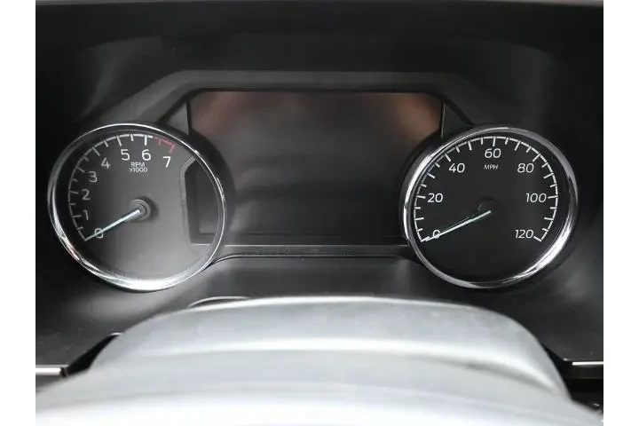 $35352 : Ford F-150 2023 4x4 XLT 4dr image 4