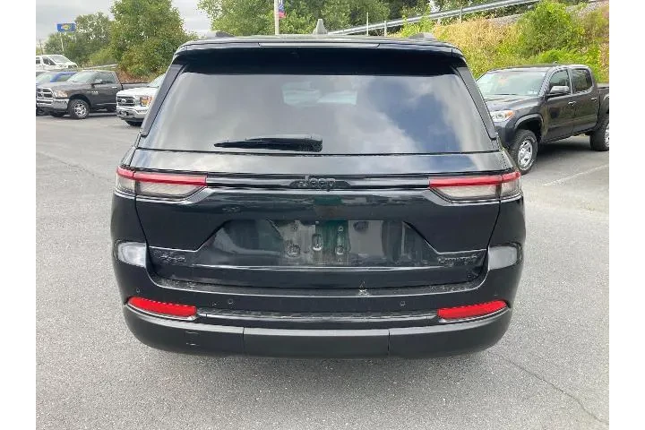 $30084 : Jeep Grand Cherokee 2023 4x4 image 5