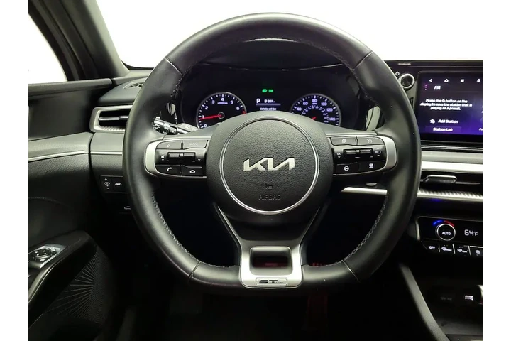 $27998 : Kia K5 2024 GT-Line 4dr Seda image 10
