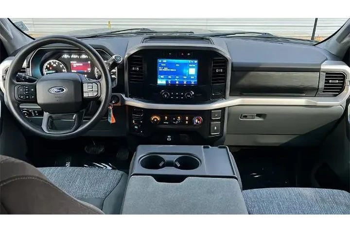 $37900 : Ford F-150 2023 4x4 XLT 4dr image 7