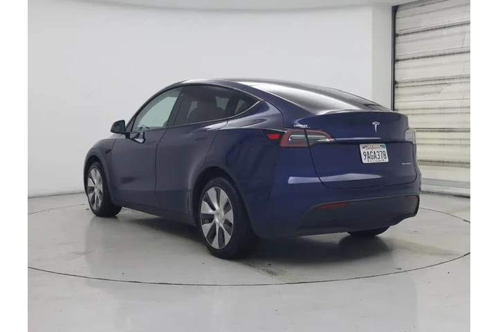 $32998 : Tesla Model Y 2022 AWD Long image 2