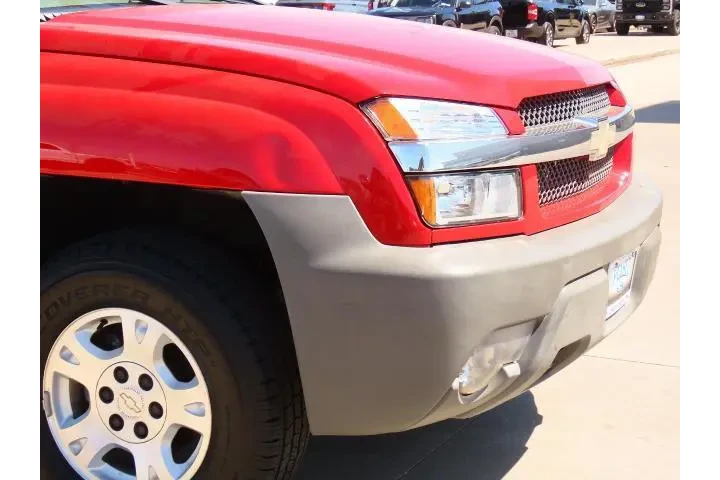 $8999 : Chevrolet Avalanche 2002 4dr image 6
