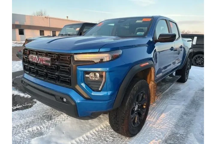 $36165 : GMC Canyon 2023 4x4 Elevatio image 1