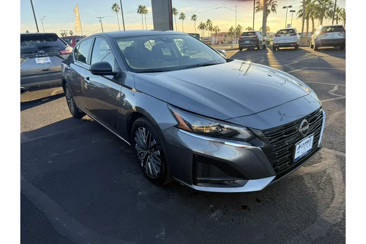 $19625 : Nissan Altima 2024 2.5 SV 4d image 3