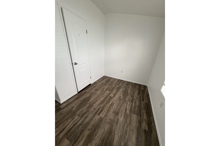 $2600 : Casa Mobil-Gardena #70 image 5