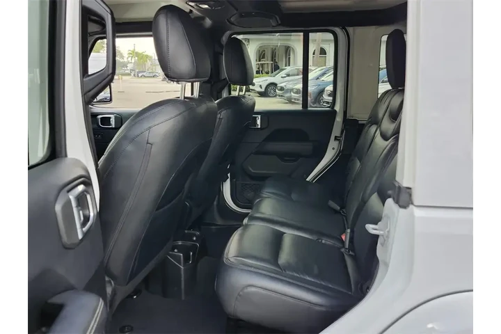 $23451 : Jeep Wrangler Unlimited 2018 image 4