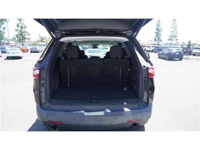 $23400 : 2021 Traverse LT Cloth image 8